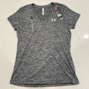 Under Armour Short Sleeve Loose Heat Gear Workout Top Grey Women’s Medium